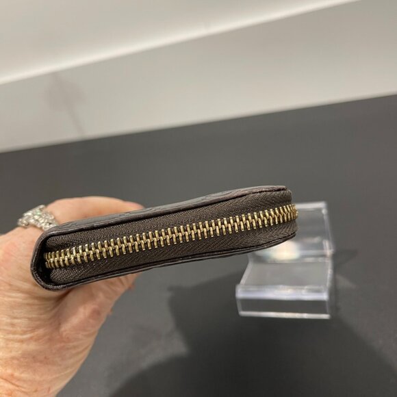 Gucci GG Signature Zip Around Wallet (2150) - Picture 4 of 9